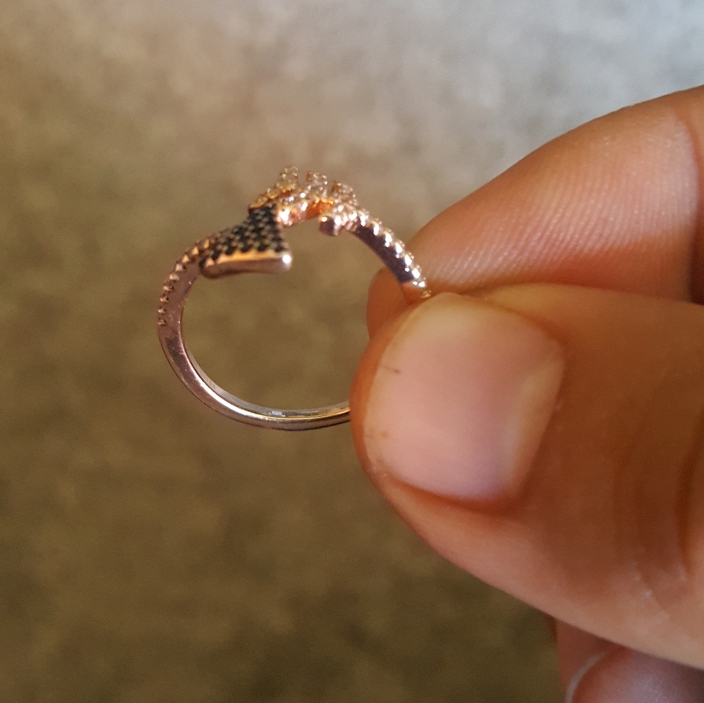 Ring - Picture 3 of 3